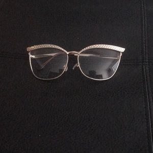 Eyeglasses